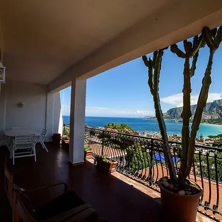 Il Nido Del Gabbiano Holiday home *